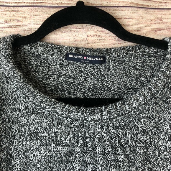 Brandy Melville Veena Pullover Sweater One Size - Picture 2 of 6